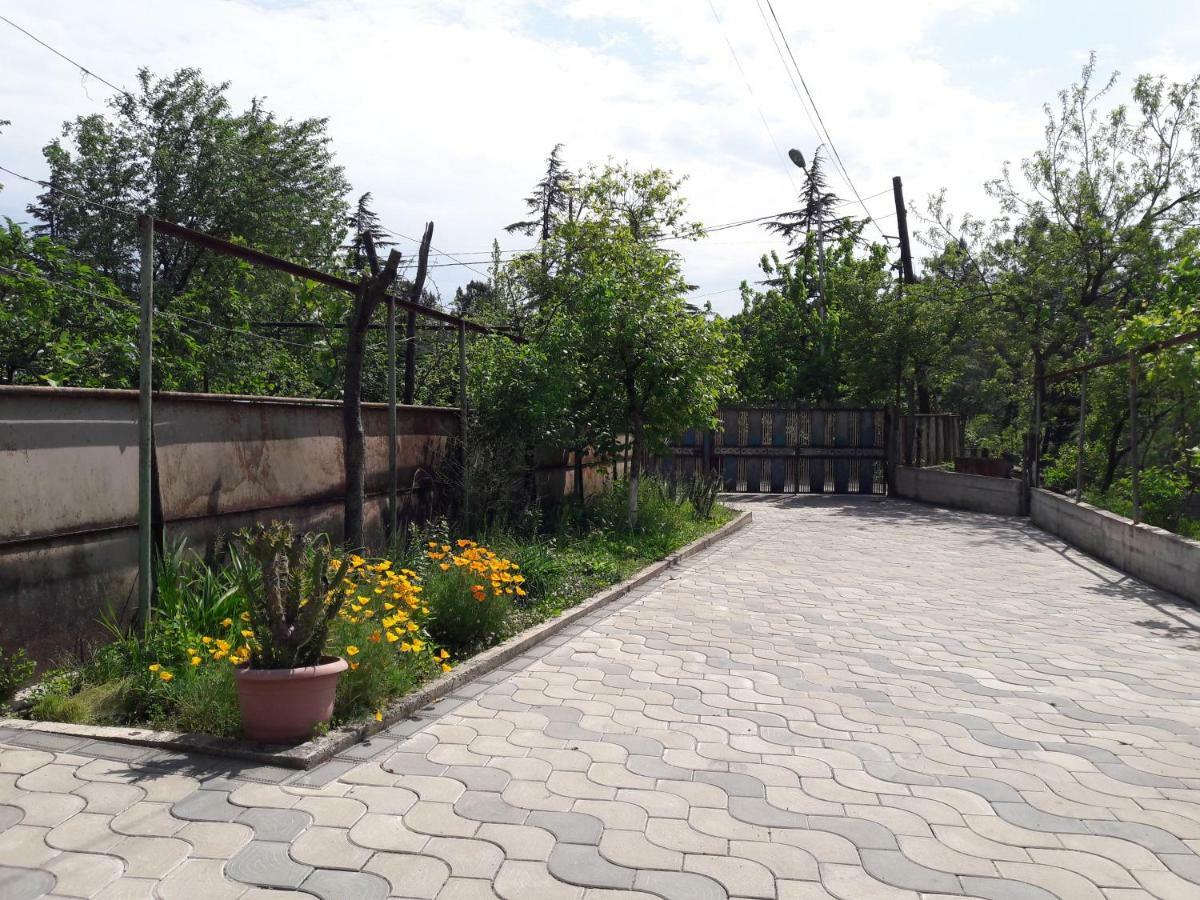 Sataplia District Kutaisi Exterior foto